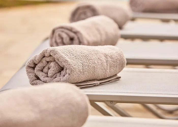 מלון דירות Prinsotel La Caleta 4*